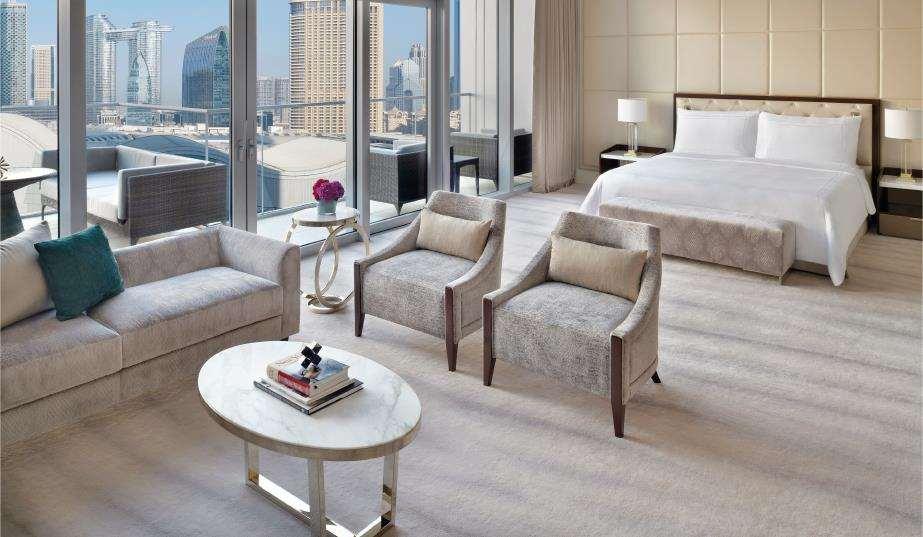 แอดเดรส ฟาวเท่น วิว Hotel ดูไบ ห้อง รูปภาพ A suite at the Ritz-Carlton, DIFC