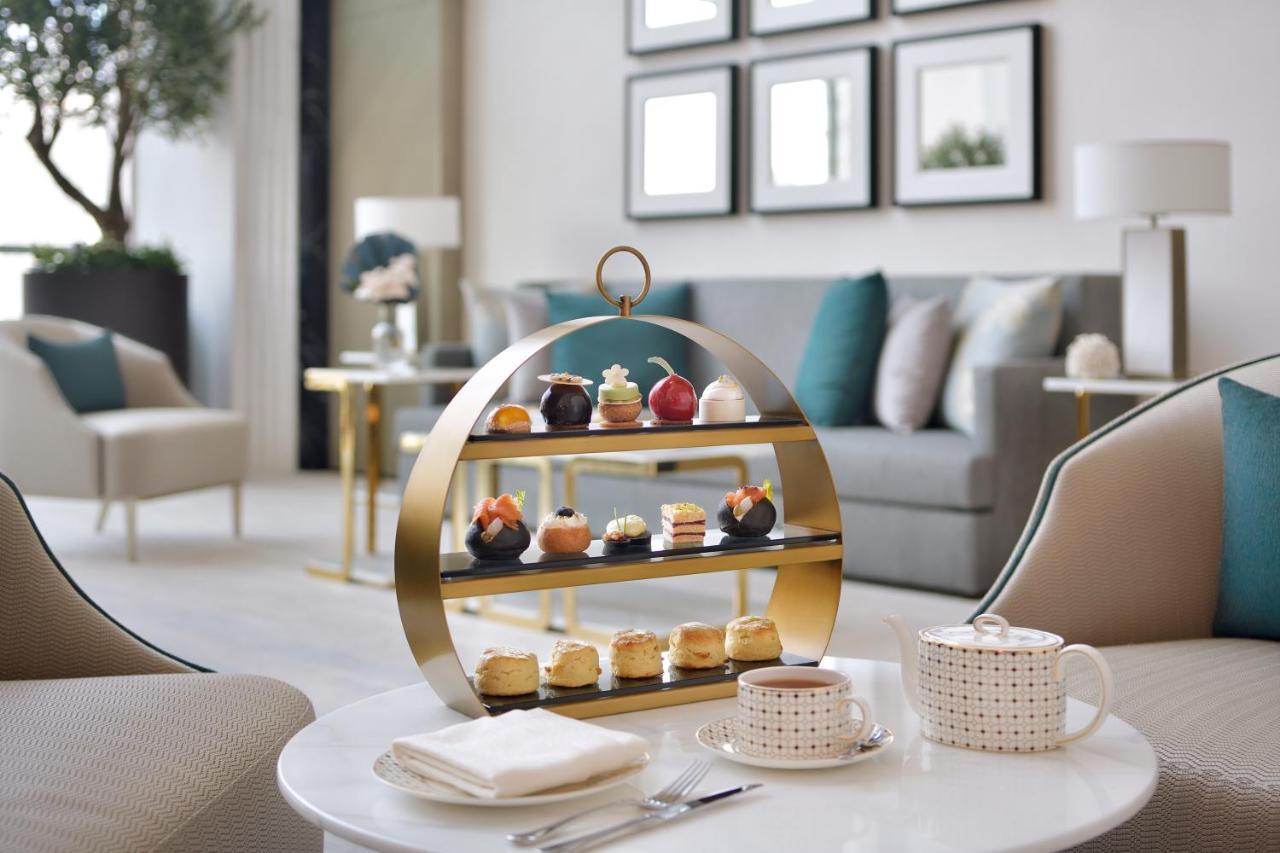 แอดเดรส ฟาวเท่น วิว Hotel ดูไบ ภายนอก รูปภาพ Afternoon tea at The St Regis Dubai