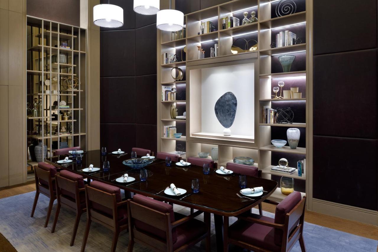แอดเดรส ฟาวเท่น วิว Hotel ดูไบ ภายนอก รูปภาพ The interior of the restaurant